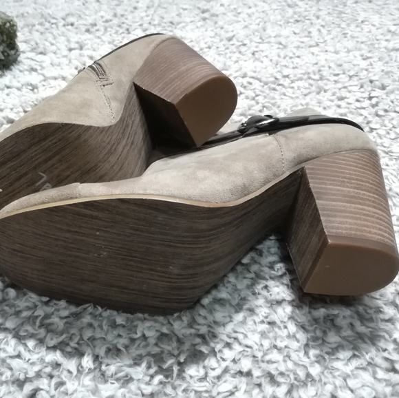 Brown booties - Picture 3 of 4